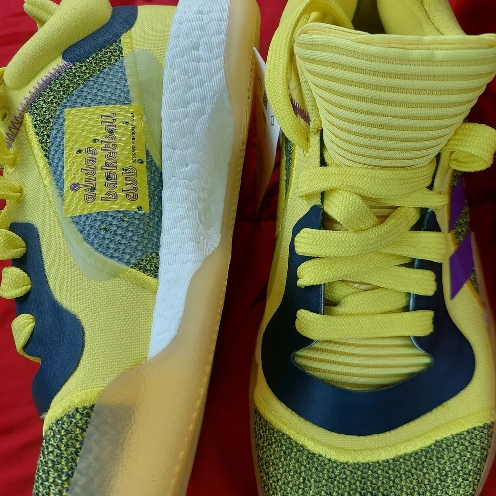 NWT Adidas Yellow Sneakers MEN Sz 7 Marquee BOOST LOW Basketball ( Bag D)